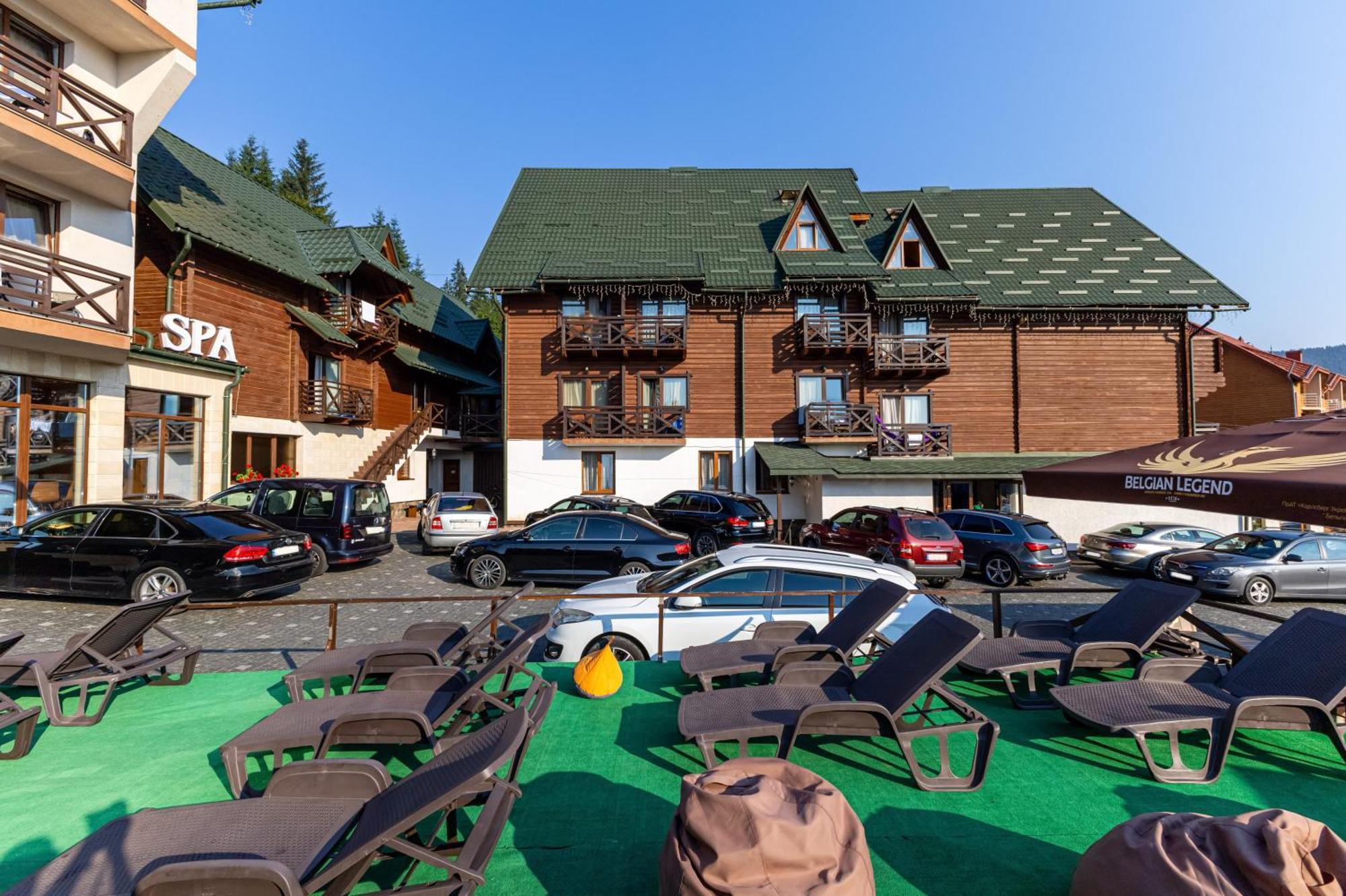 La Кrechunu Hotel Буковел Екстериор снимка