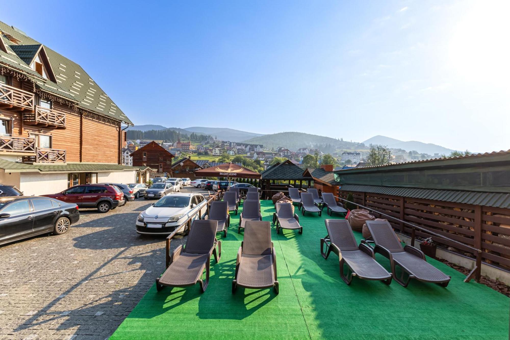 La Кrechunu Hotel Буковел Екстериор снимка