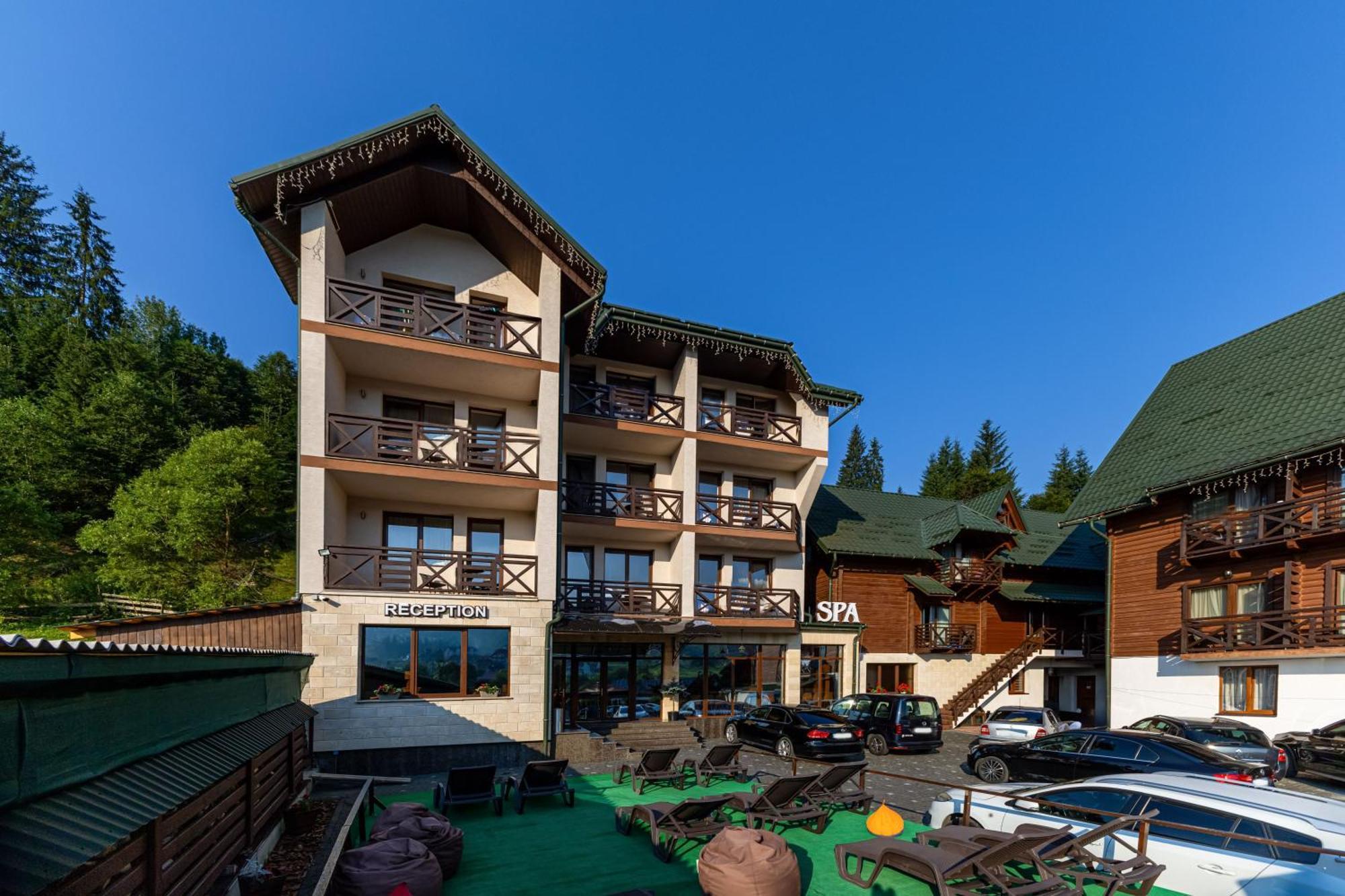La Кrechunu Hotel Буковел Екстериор снимка